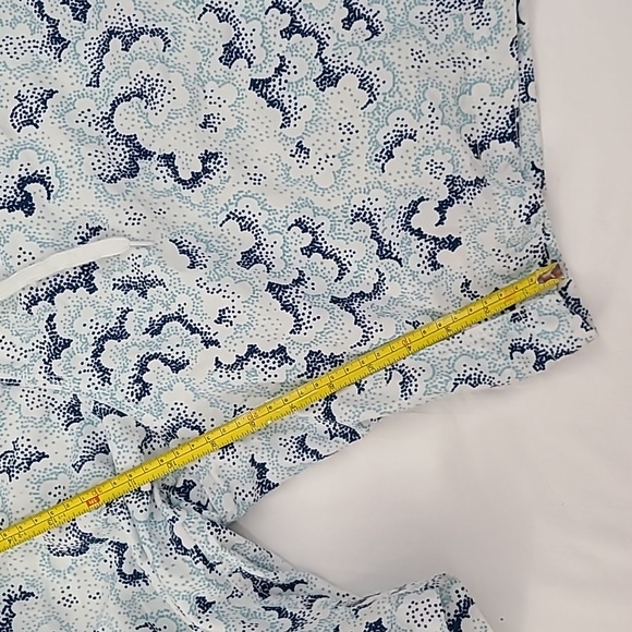 OLD NAVY Swim Trunks XXL Velcro pocket White & Blue - Picture 7 of 7